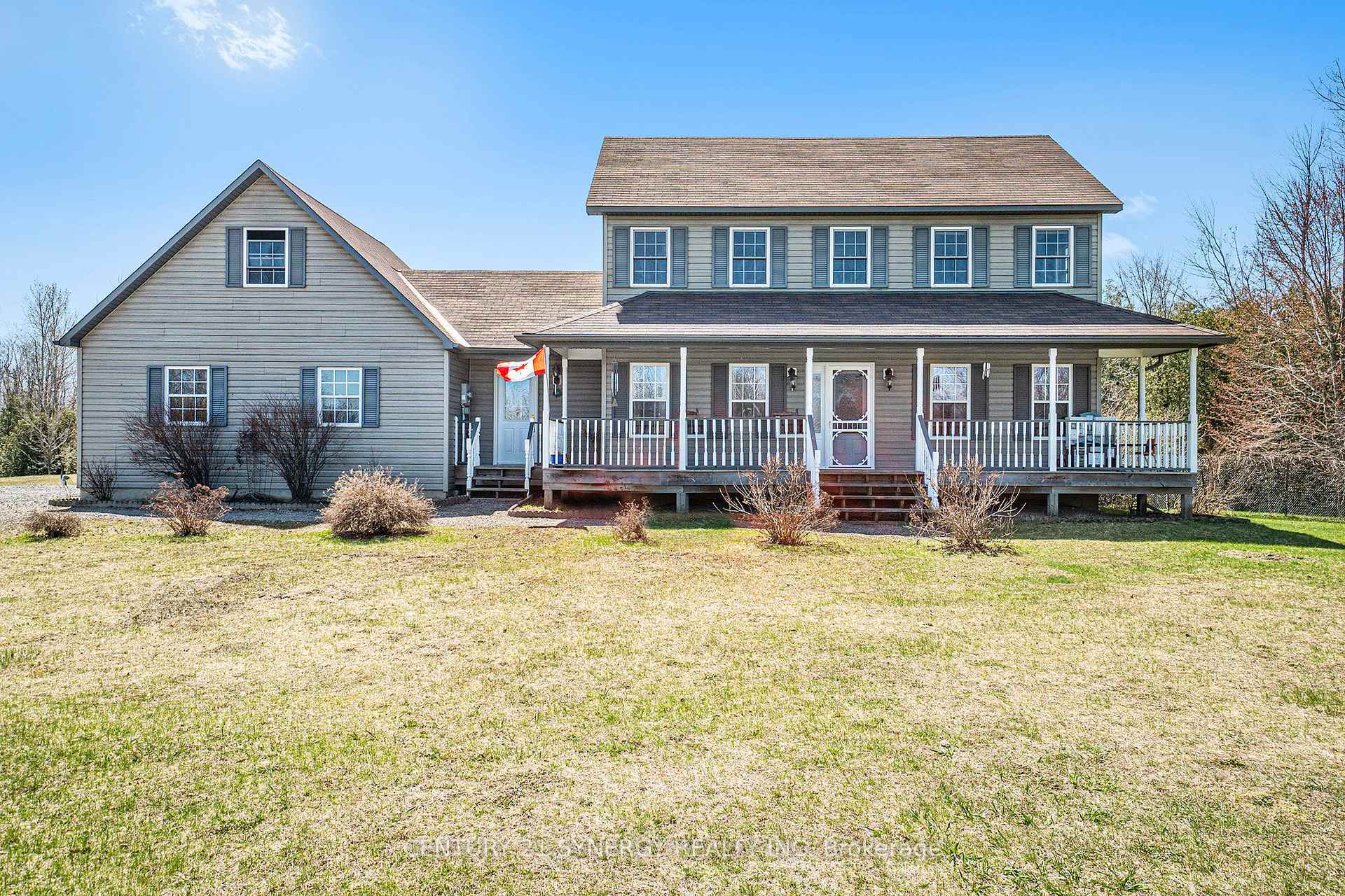 Property Photo: 40 Empress Drive ON K0G 1J0