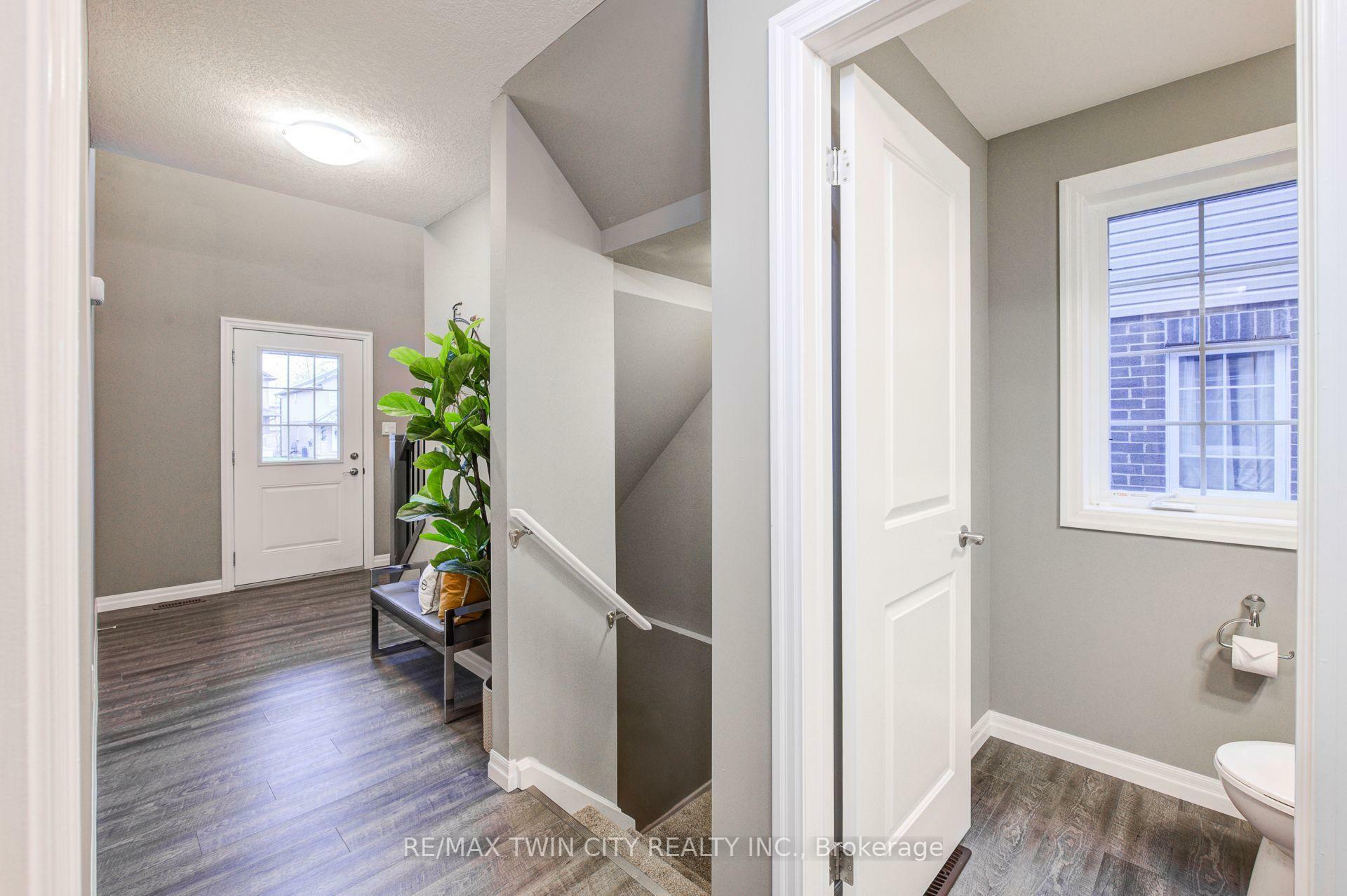 Property Photo: 343 Huron Street 6 ON N4S 7A5
