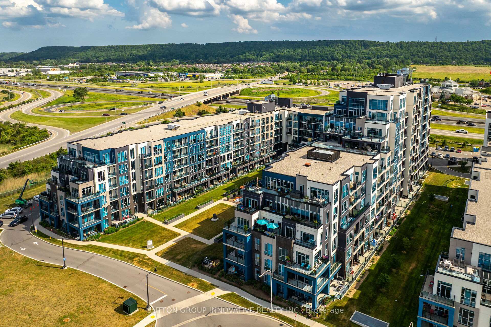Property Photo: 16 Concord Place 623 ON L3M 4E8