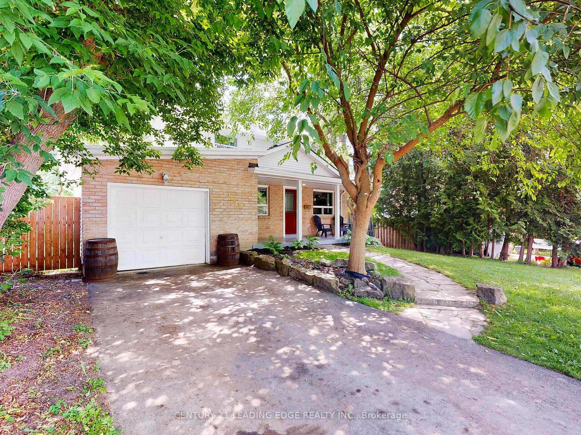 Property Photo: 255 Cedarholme Avenue ON L4P 2W5