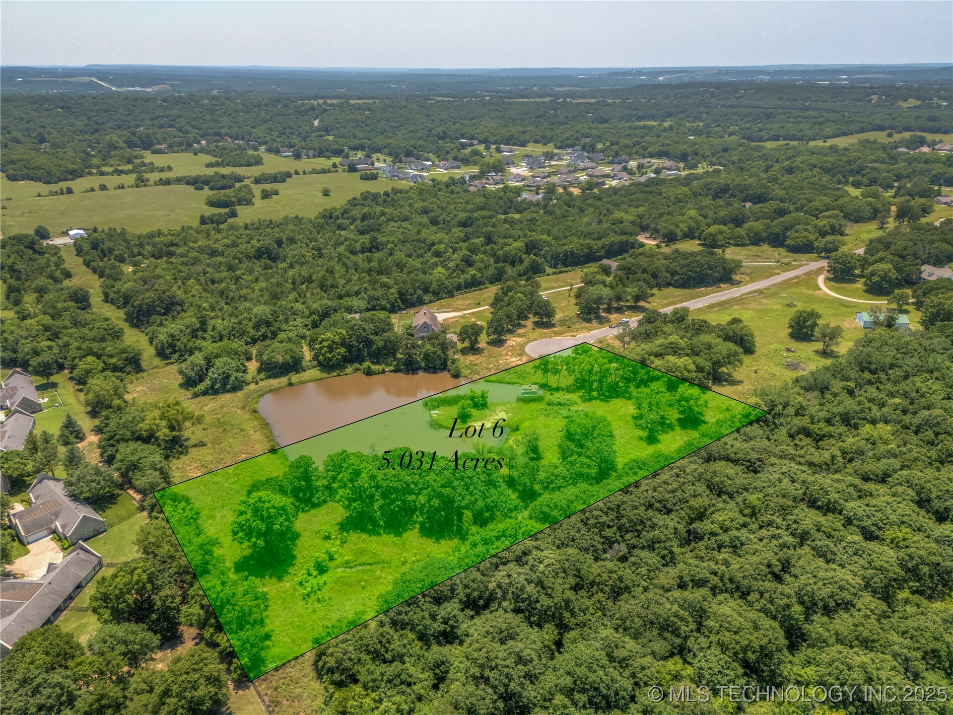 Property Photo: 3881 Oak Timber Drive OK 74131