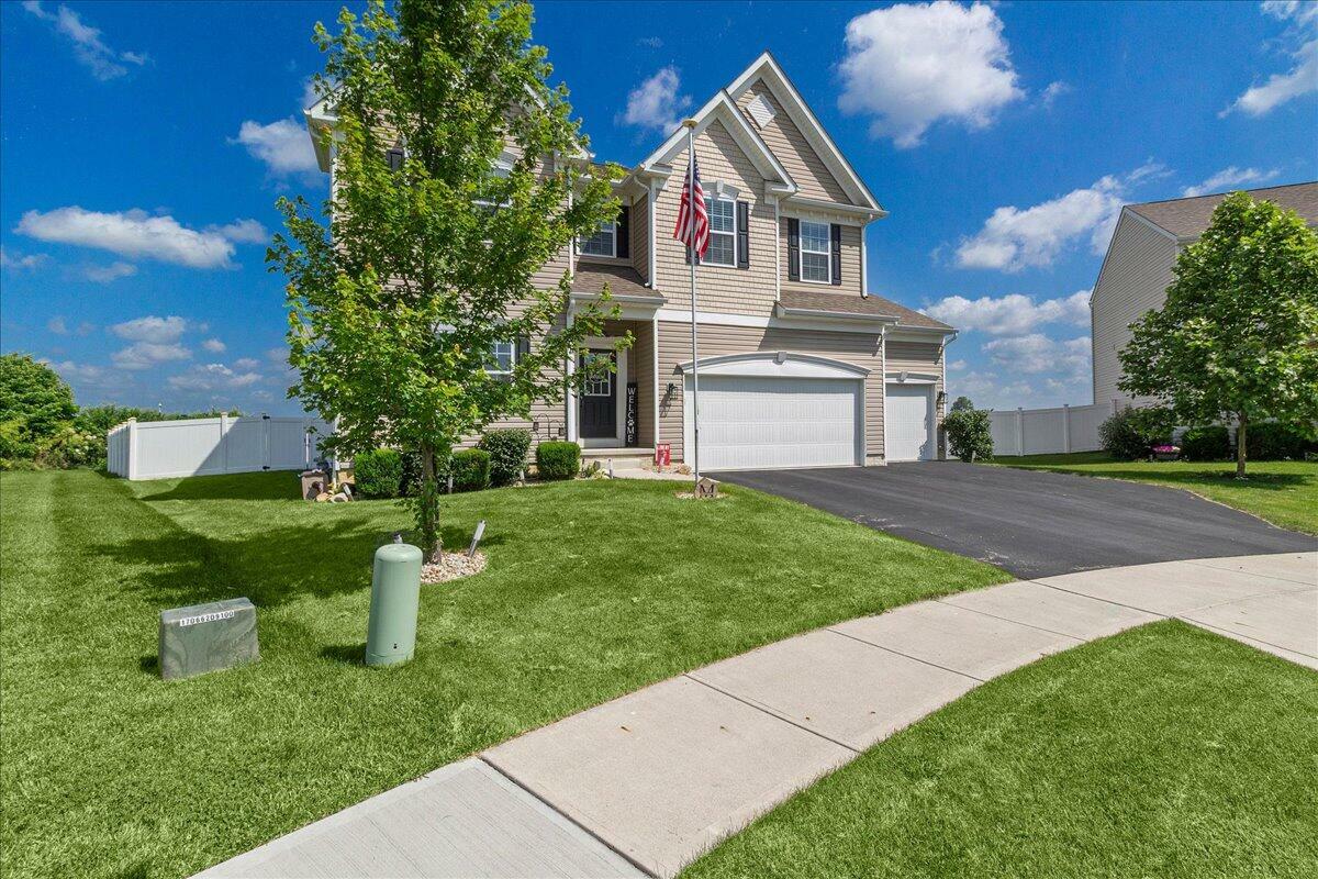 Property Photo:  1140 Cabell Court  OH 43140 