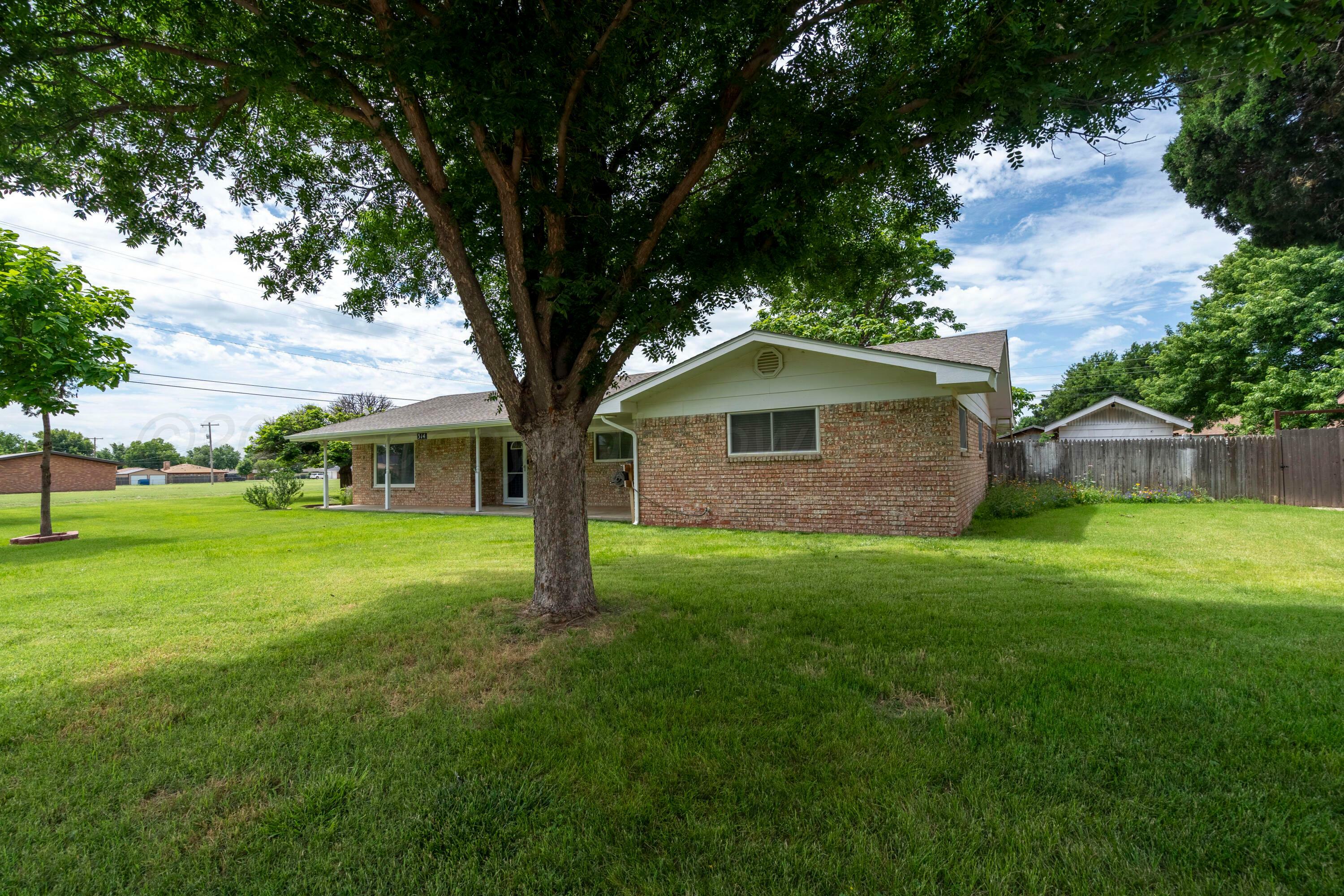 Property Photo: 314 Overland Trail TX 79036
