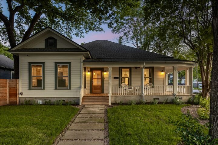 1701 Willow Street  Austin TX 78702 photo