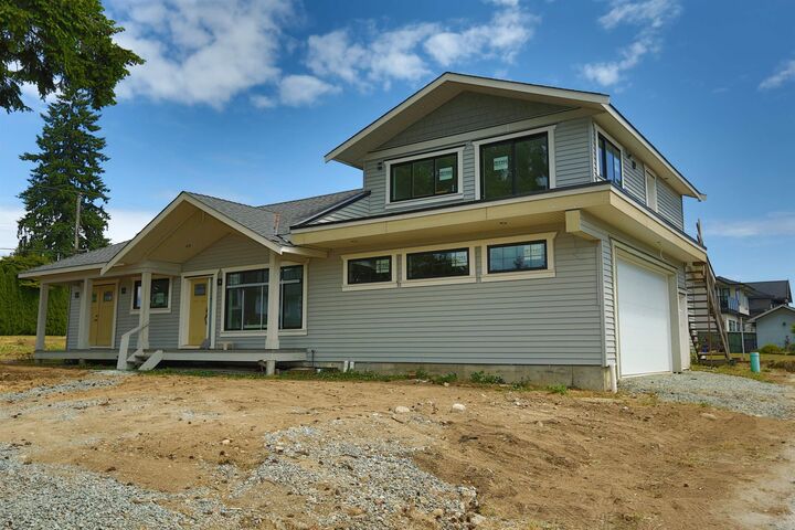 201 Finnigan Street — photo 1