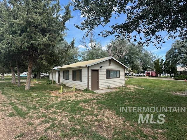 Property Photo: 3029 6th Ave 1 OR 97903