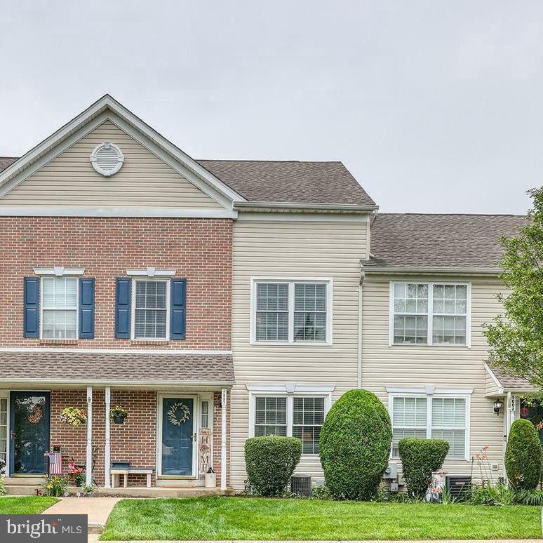 Property Photo: 5007 Brookwood Court 83 PA 18976