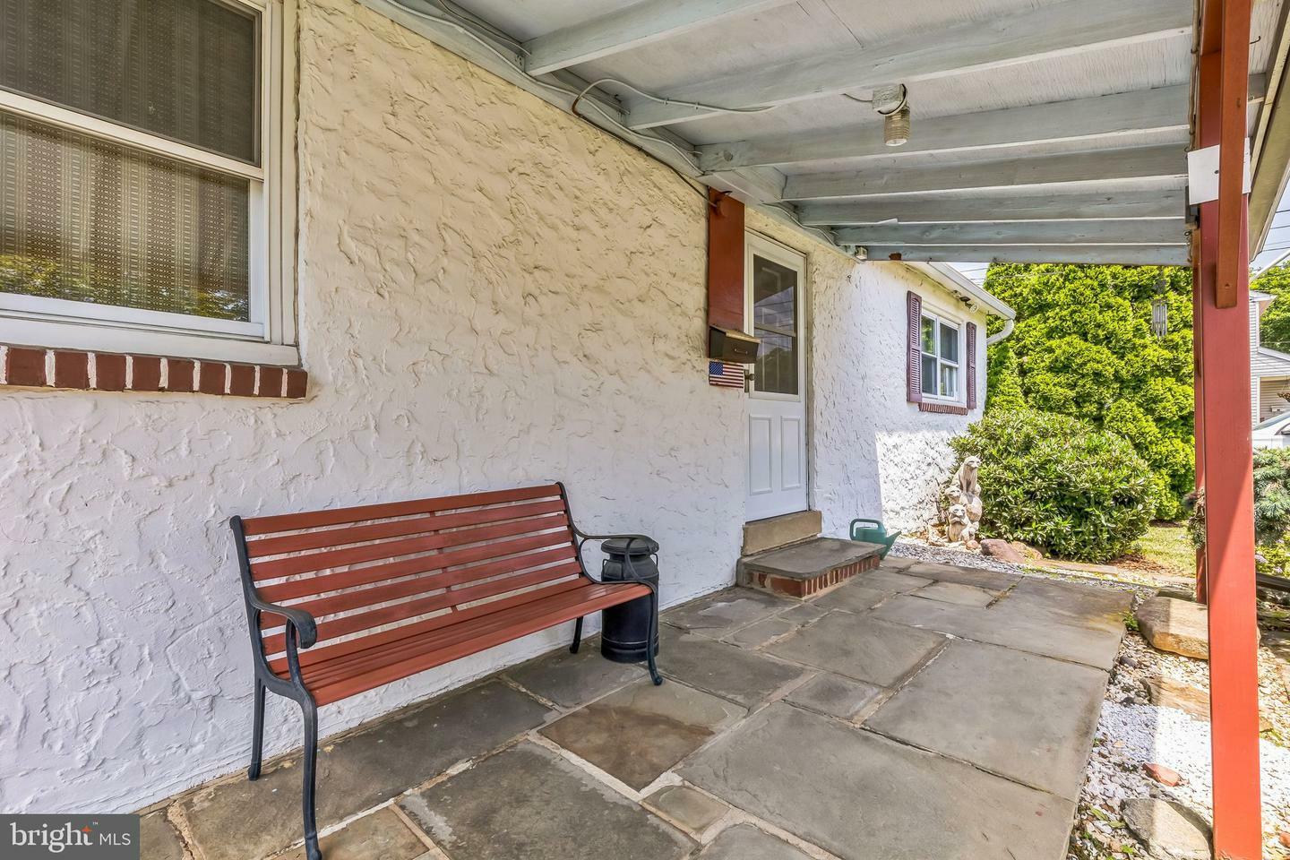 Property Photo: 754 Central Avenue PA 19038