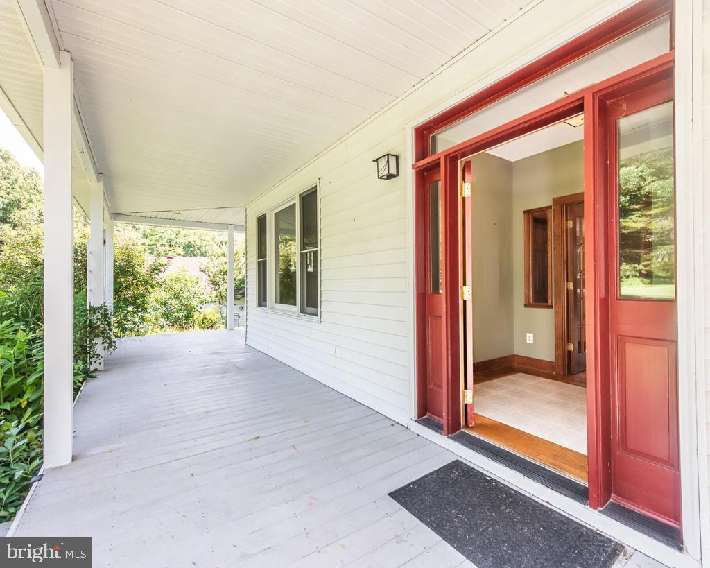 Property Photo: 522 Saylers Hill Drive VA 23966