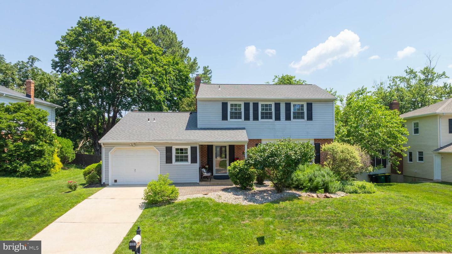 Property Photo:  121 Decker Drive  DE 19711 