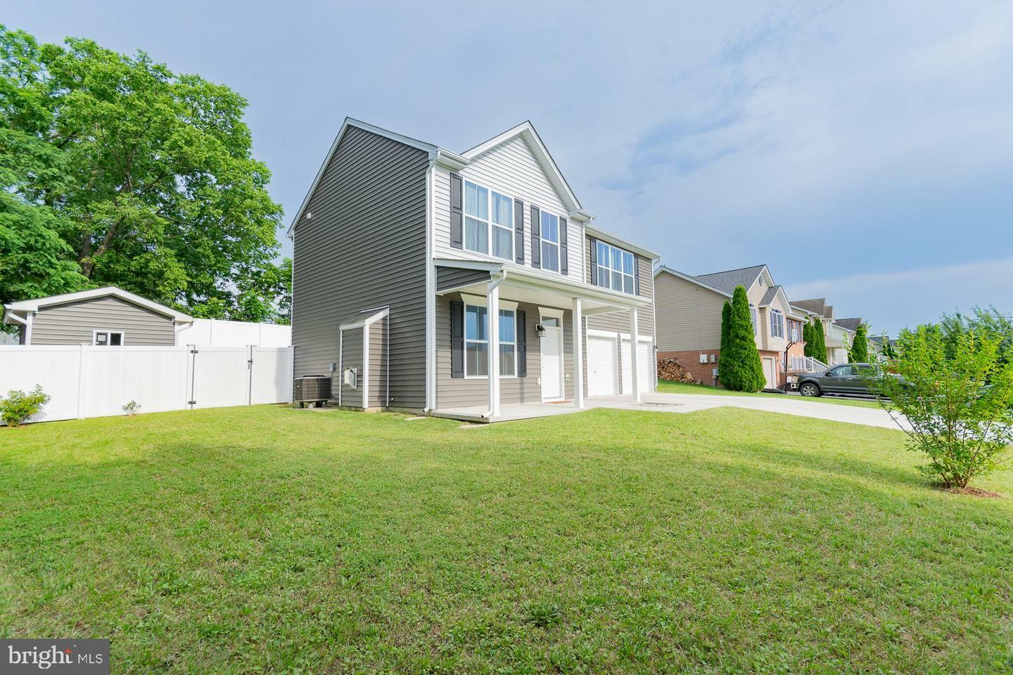 Property Photo: 3 Corbin Heights Way WV 25404