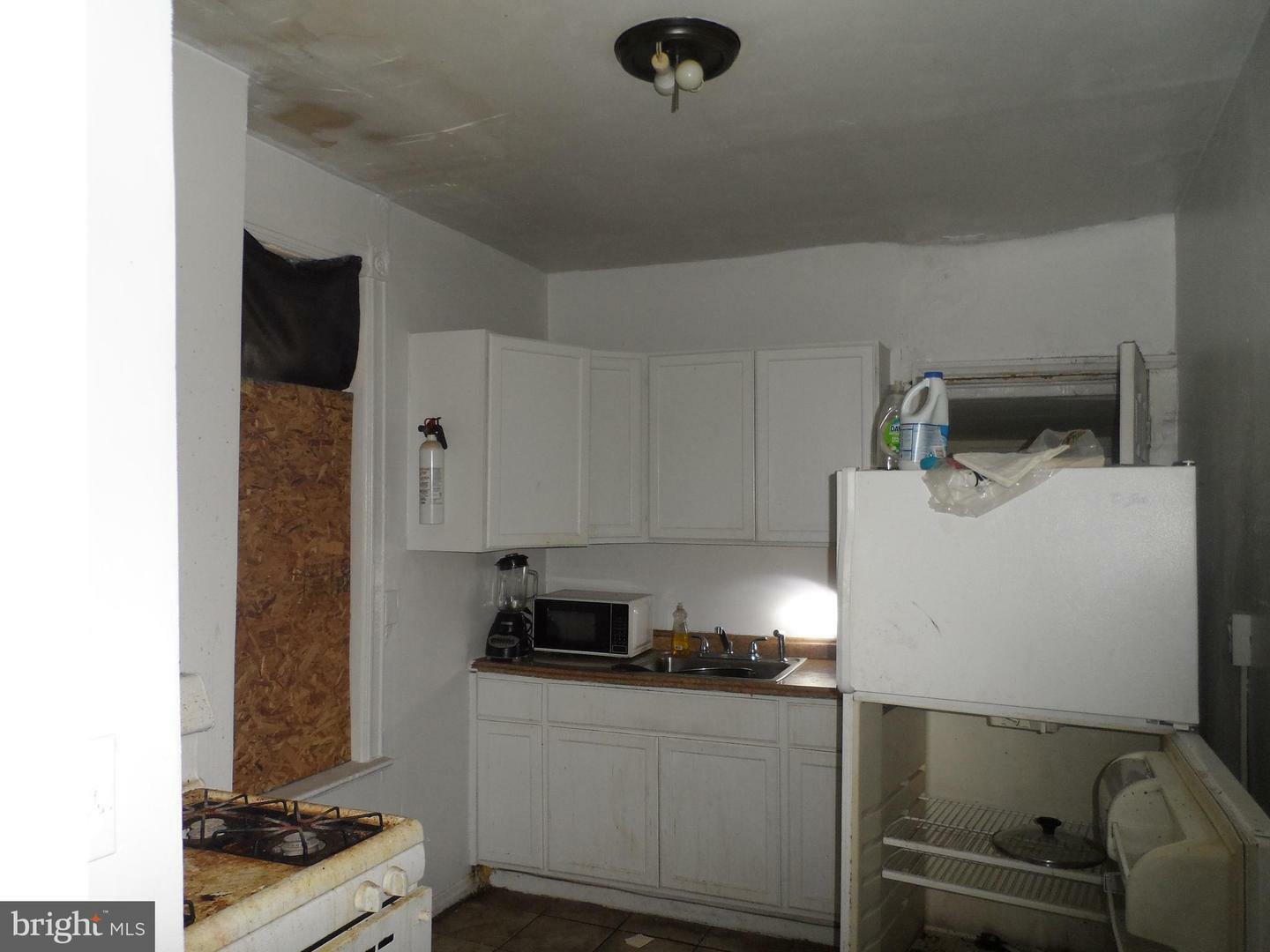 Property Photo: 91 Hobart Avenue NJ 08629