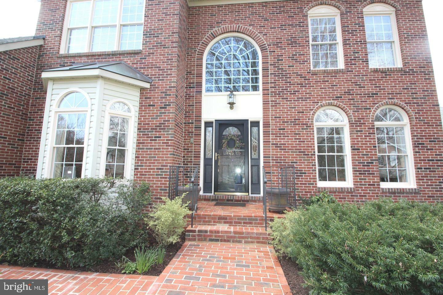 Property Photo: 13840 Laurel Rock Court VA 20124