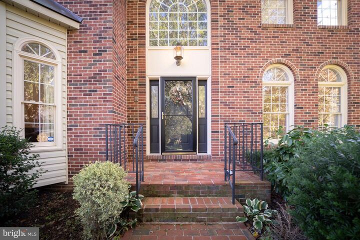 Property Photo:  13840 Laurel Rock Court  VA 20124 