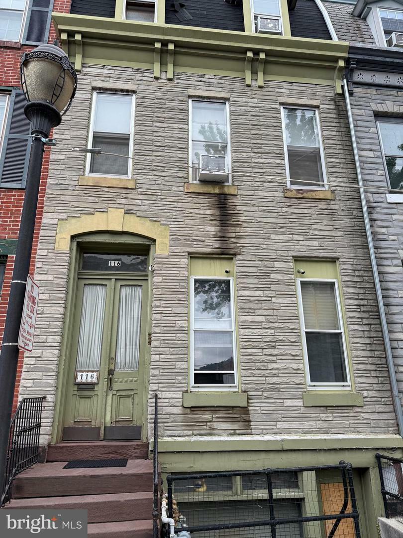 Property Photo:  116 S 4th Street  PA 19602 