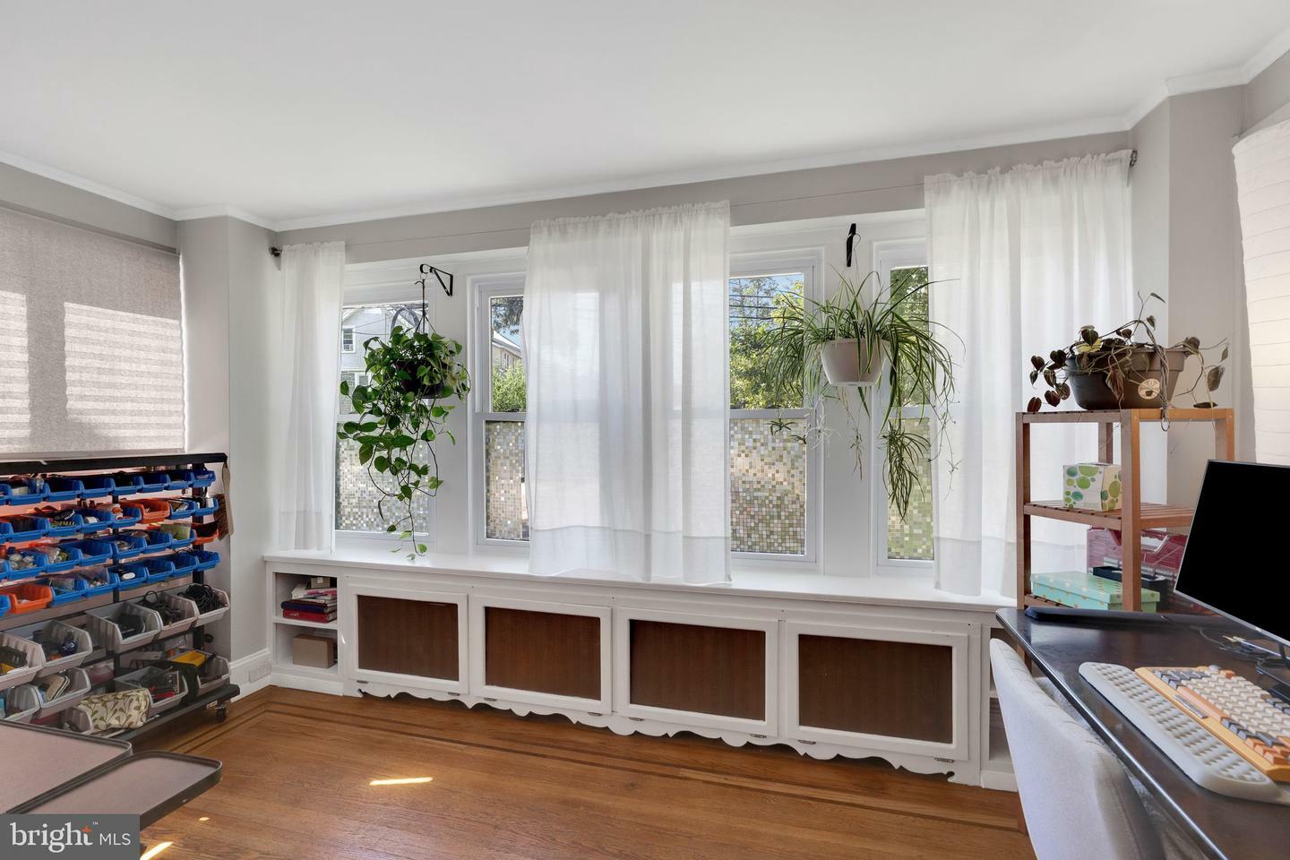 Property Photo:  7701 Parkview Road  PA 19082 