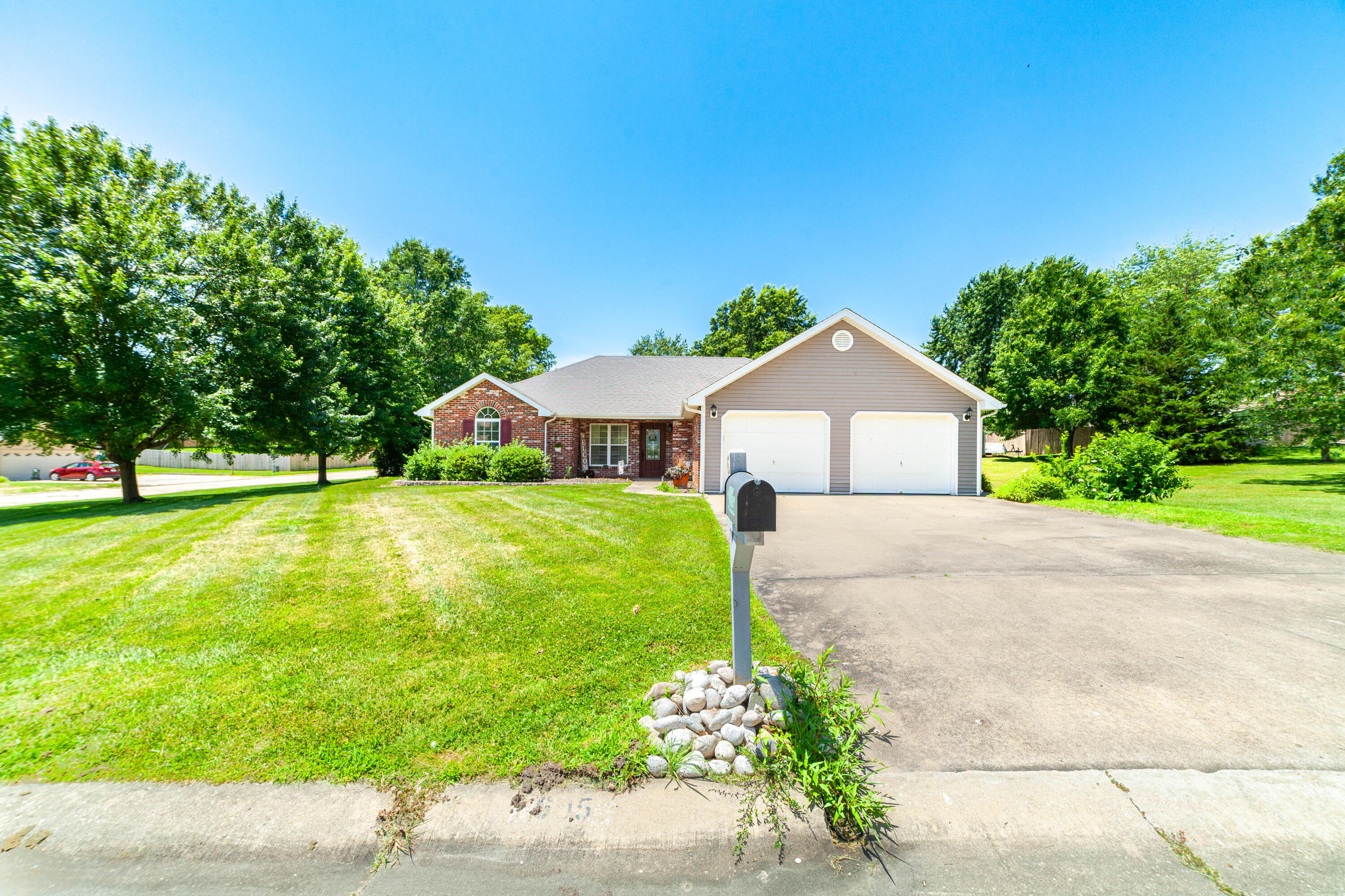 605 Teakwood Ct  Ashland MO 65010 photo
