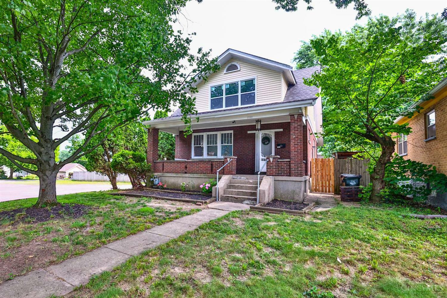 Property Photo: 1541 McMakin Avenue OH 45231