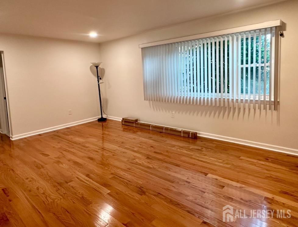 Property Photo:  37 Judson Terrace 5A  NJ 08837 