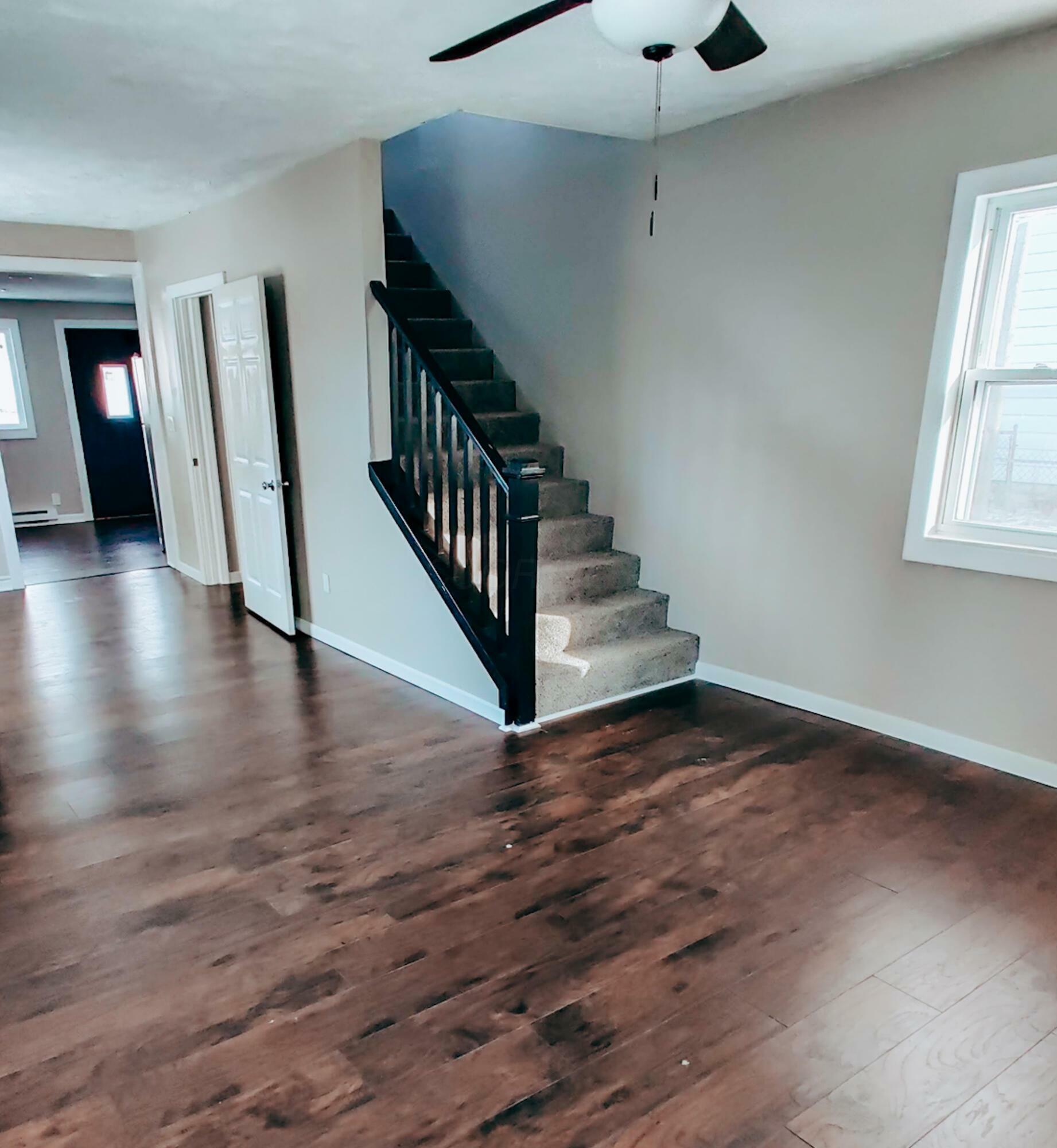 Property Photo: 426 Western Avenue OH 43160