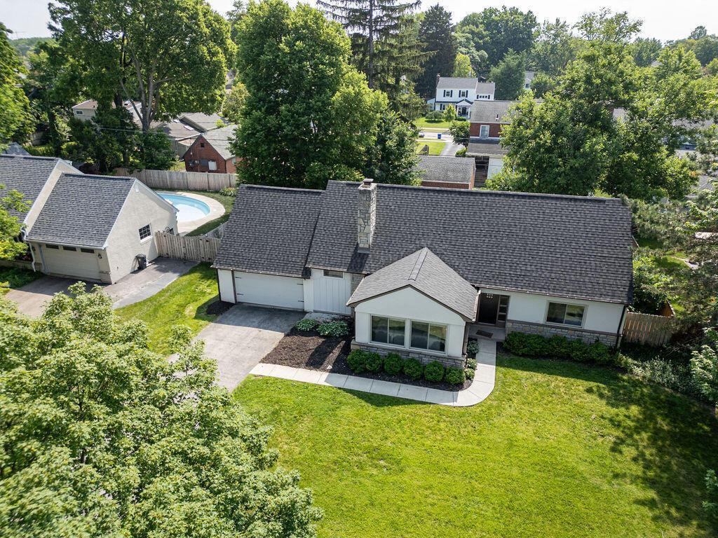Property Photo: 2710 Northwest Boulevard OH 43221