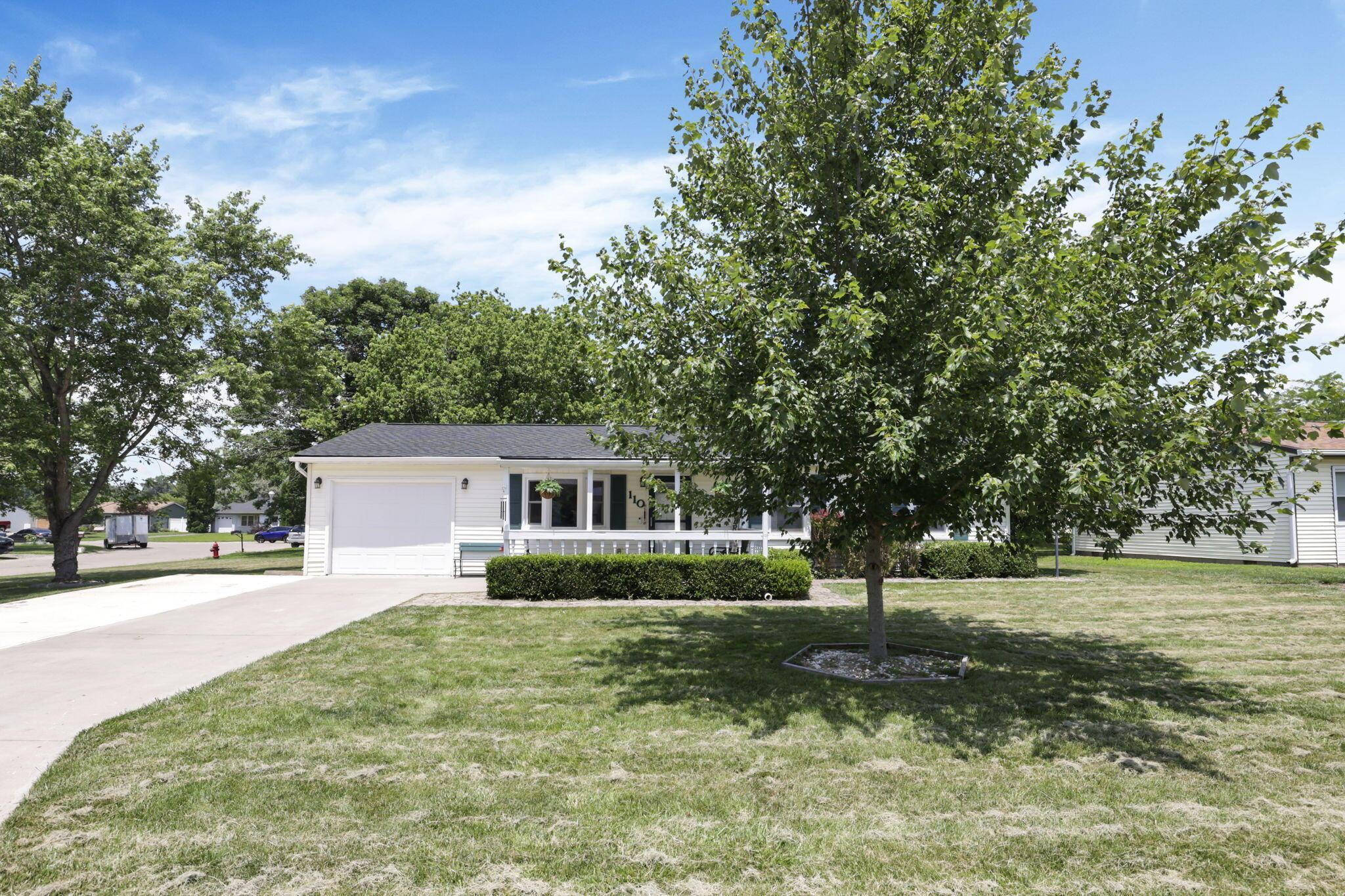 Property Photo:  110 Creekview Drive  OH 43105 