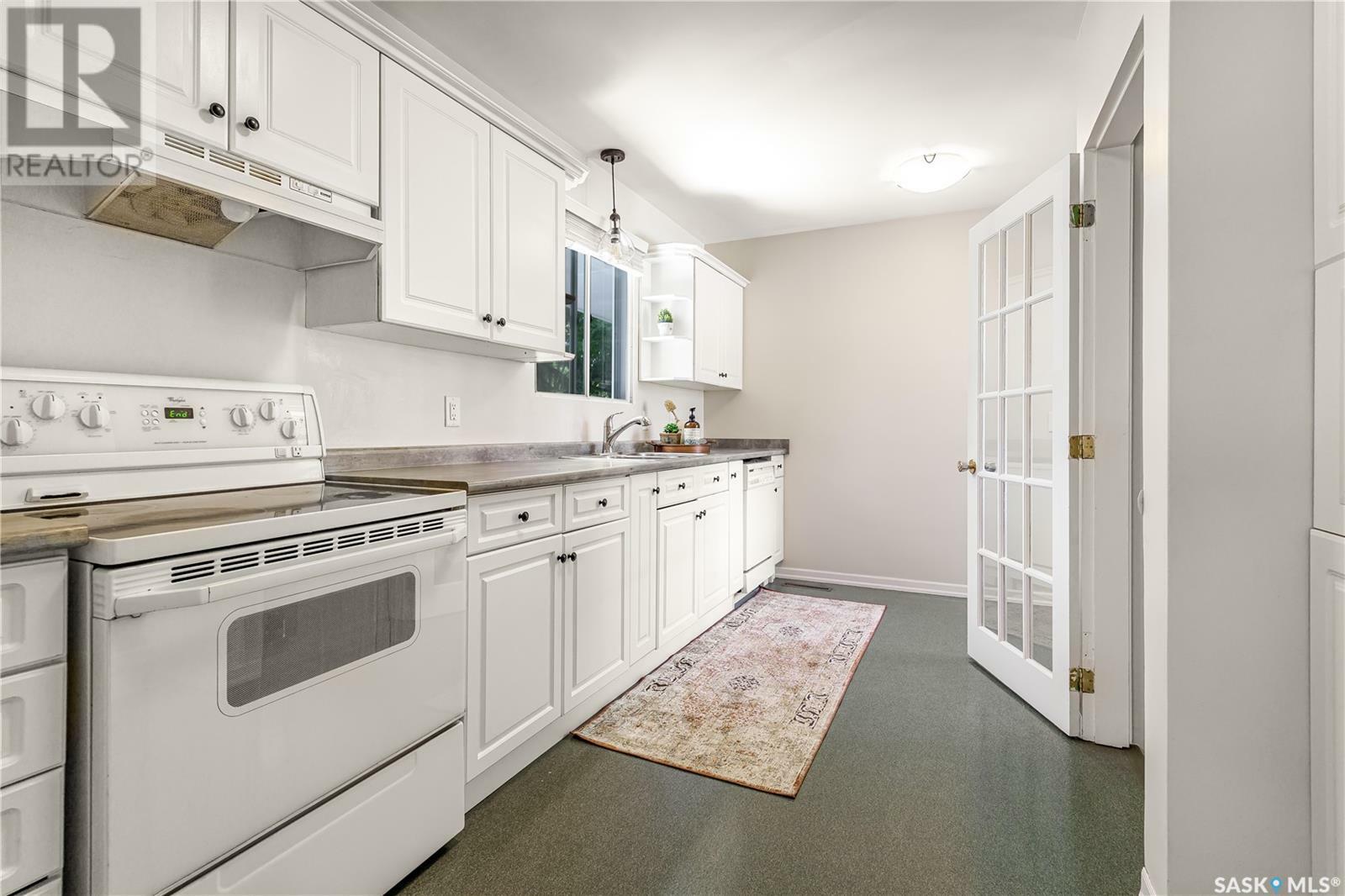 Property Photo:  1314 Jubilee Avenue  SK S4S 3S9 