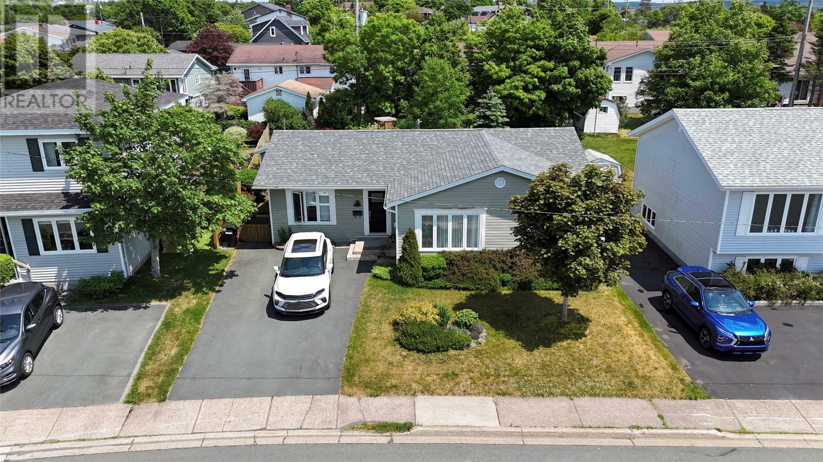 Property Photo: 26 Carmanville Street NL A1E 5K5