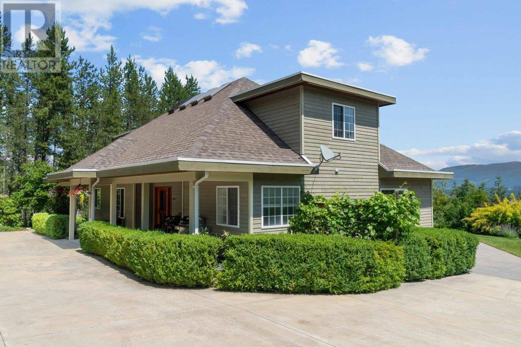 Property Photo: 3800 60 Street Northwest BC V1E 3A8