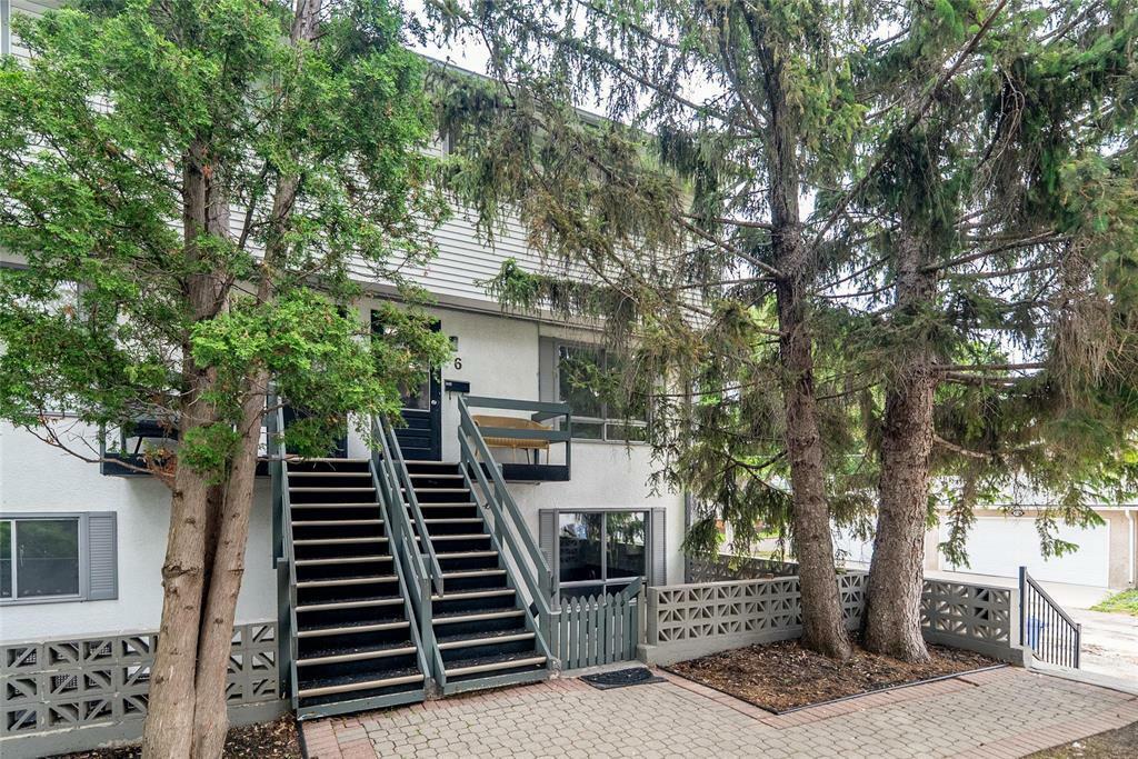 Property Photo: 1120 Dorchester Avenue MB R3M 0S4