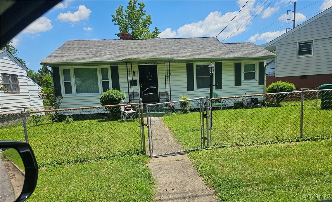 Property Photo: 509 N Dunlop Street VA 23803