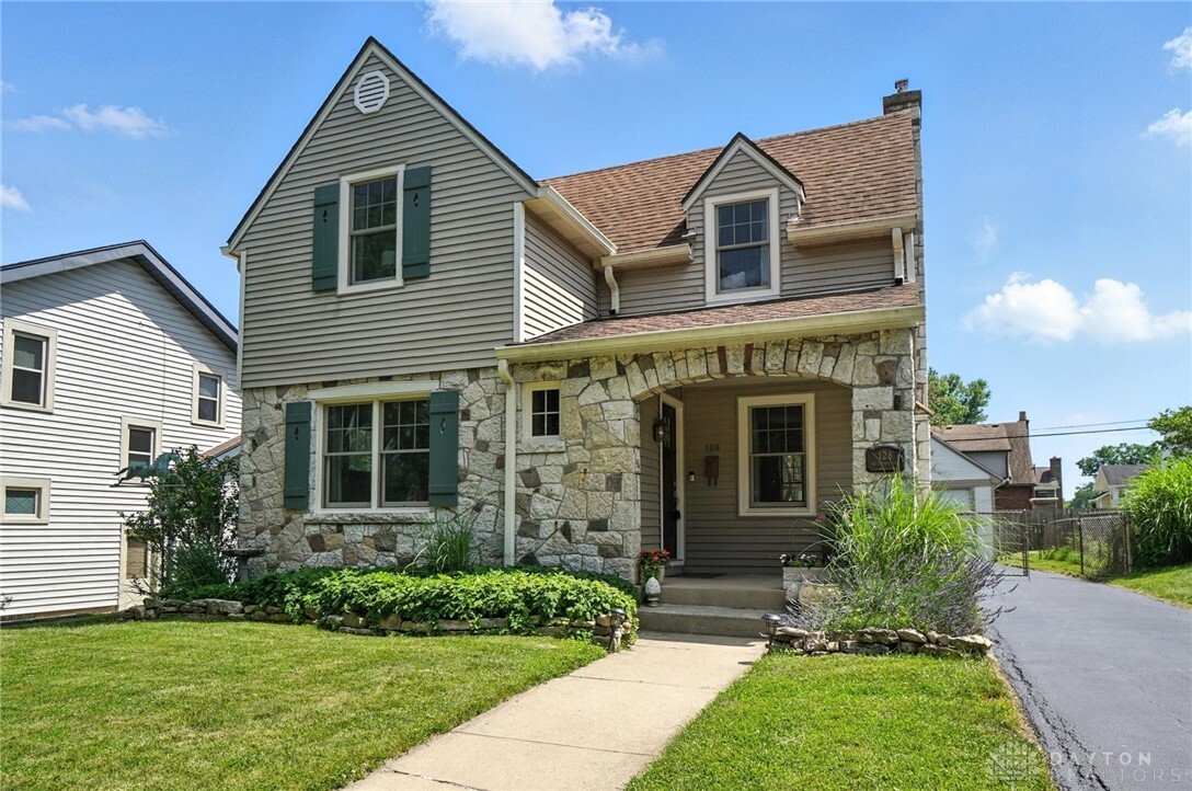 Property Photo: 128 Dell Park Avenue OH 45419