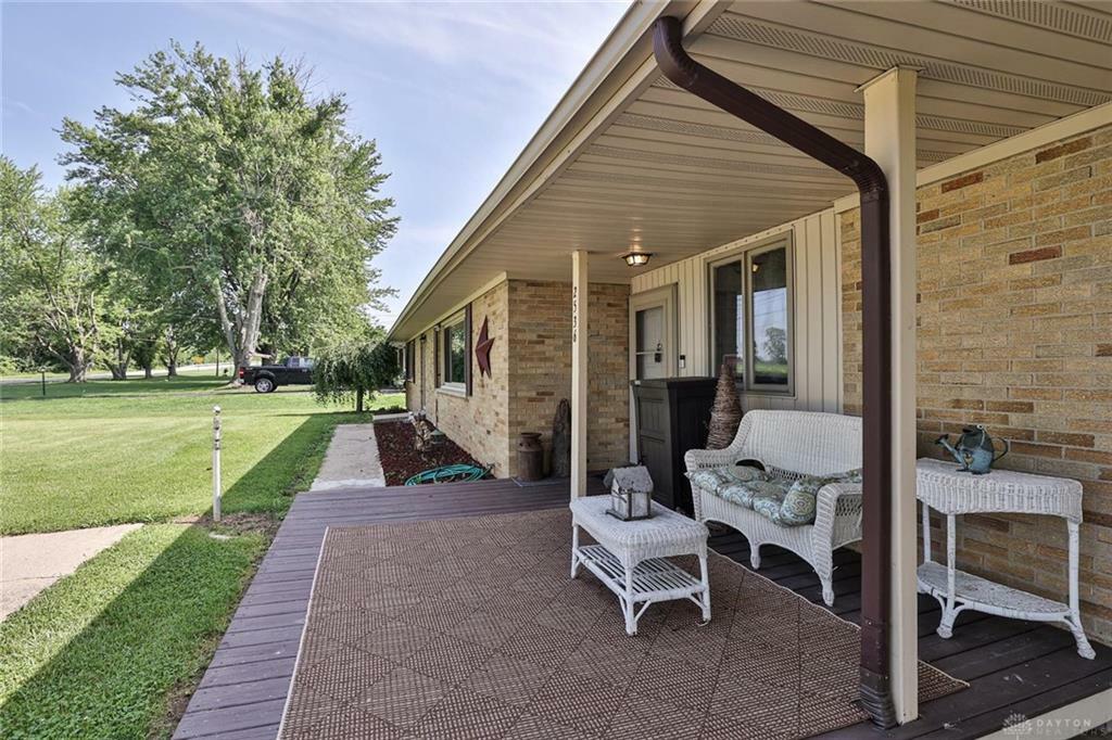 Property Photo: 2536 S Burnett Road OH 45505