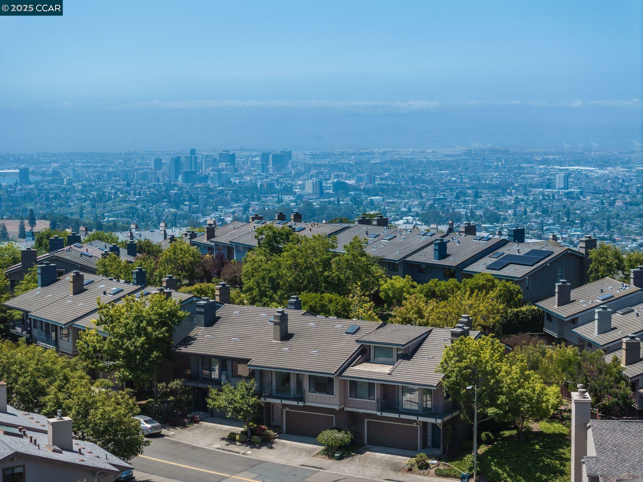 Property Photo: 402 Hiller Dr CA 94618