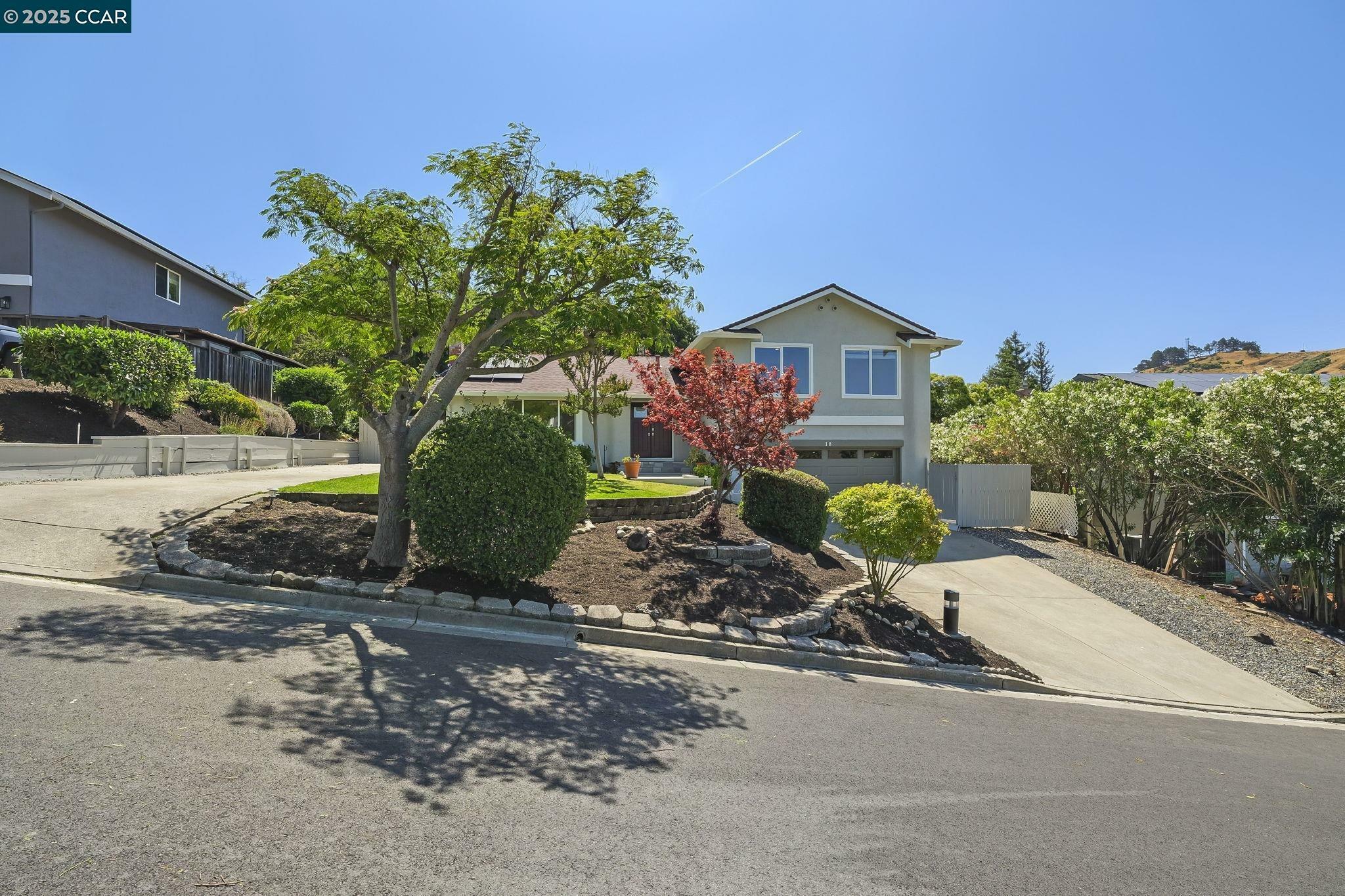 Property Photo: 18 Wimpole Street CA 94556