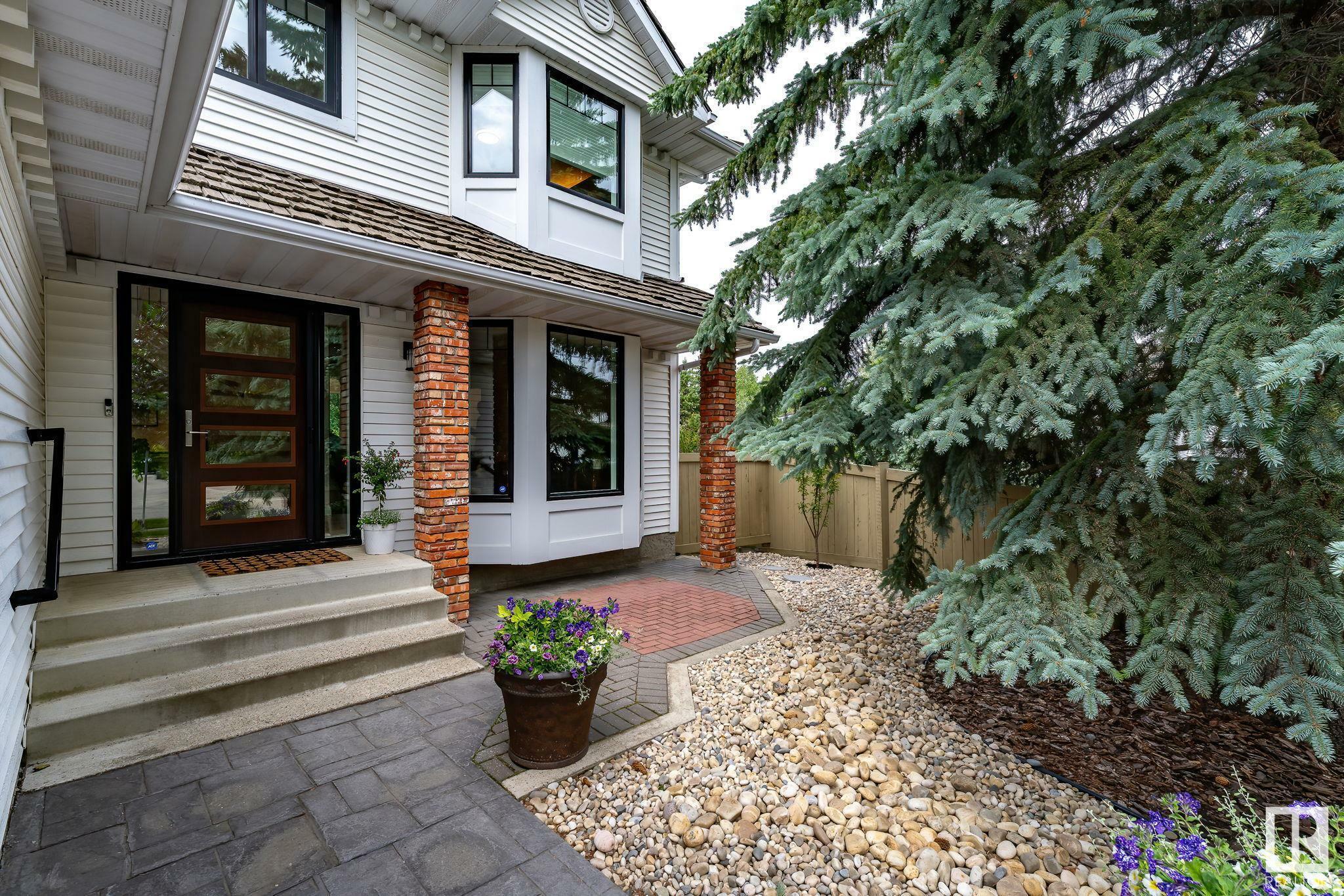 Photo de la propriété: 72 Ridgemont Crescent AB T8A 5N3
