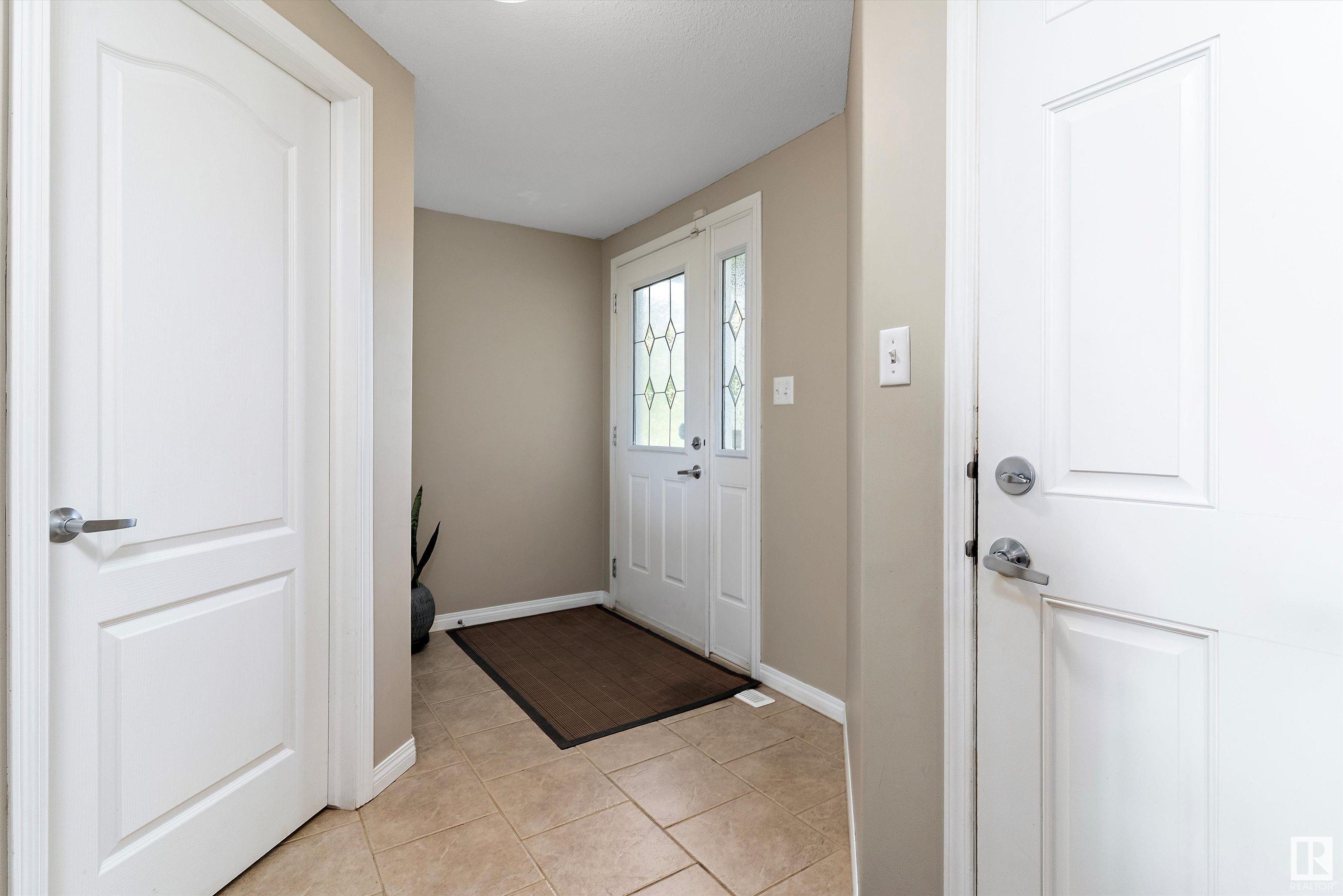 Property Photo:  112 Rue Magnan  AB T4X 0A5 
