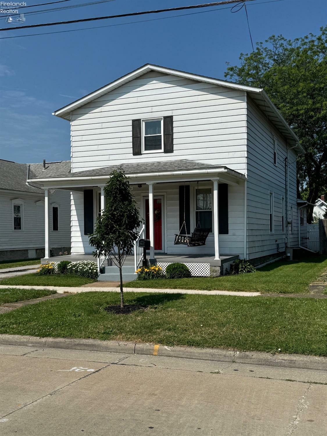 Property Photo: 1025 Jay Street OH 44870