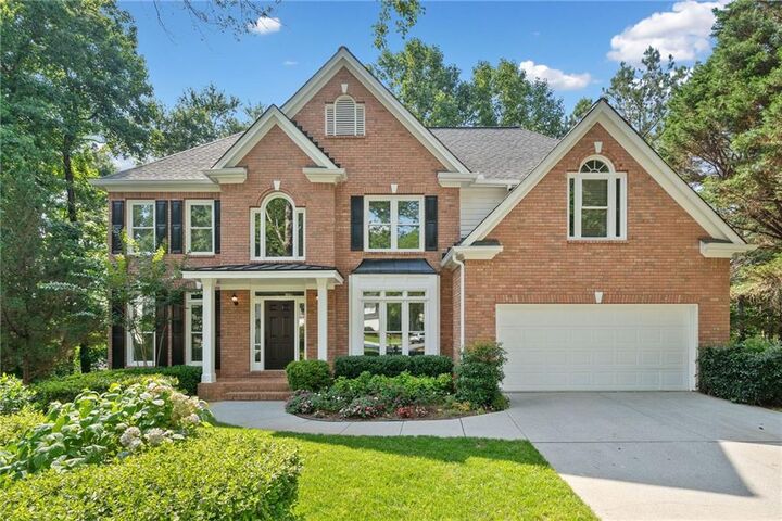 Property Photo:  1575 Wynridge Pointe  GA 30005 