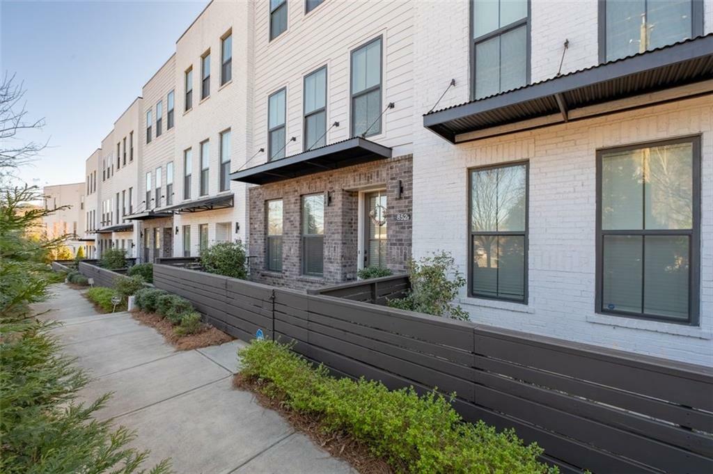 Property Photo: 852 Constellation Drive GA 30033