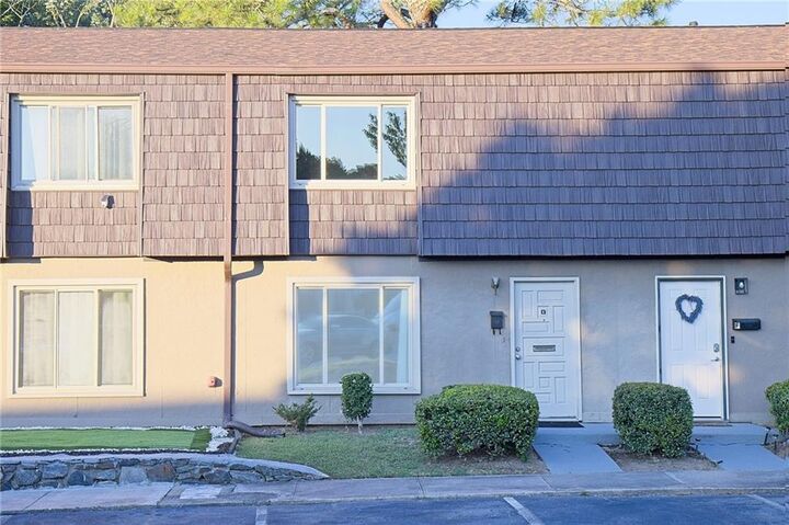 1818 Ashborough Circle  Marietta GA 30067 photo
