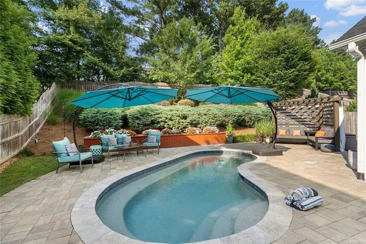 Property Photo:  6430 Banbury Court SE  GA 30126 
