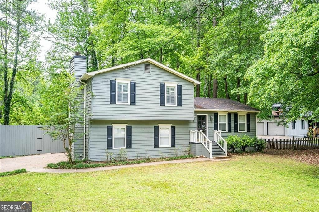 Property Photo: 1784 Halbro Drive GA 30062