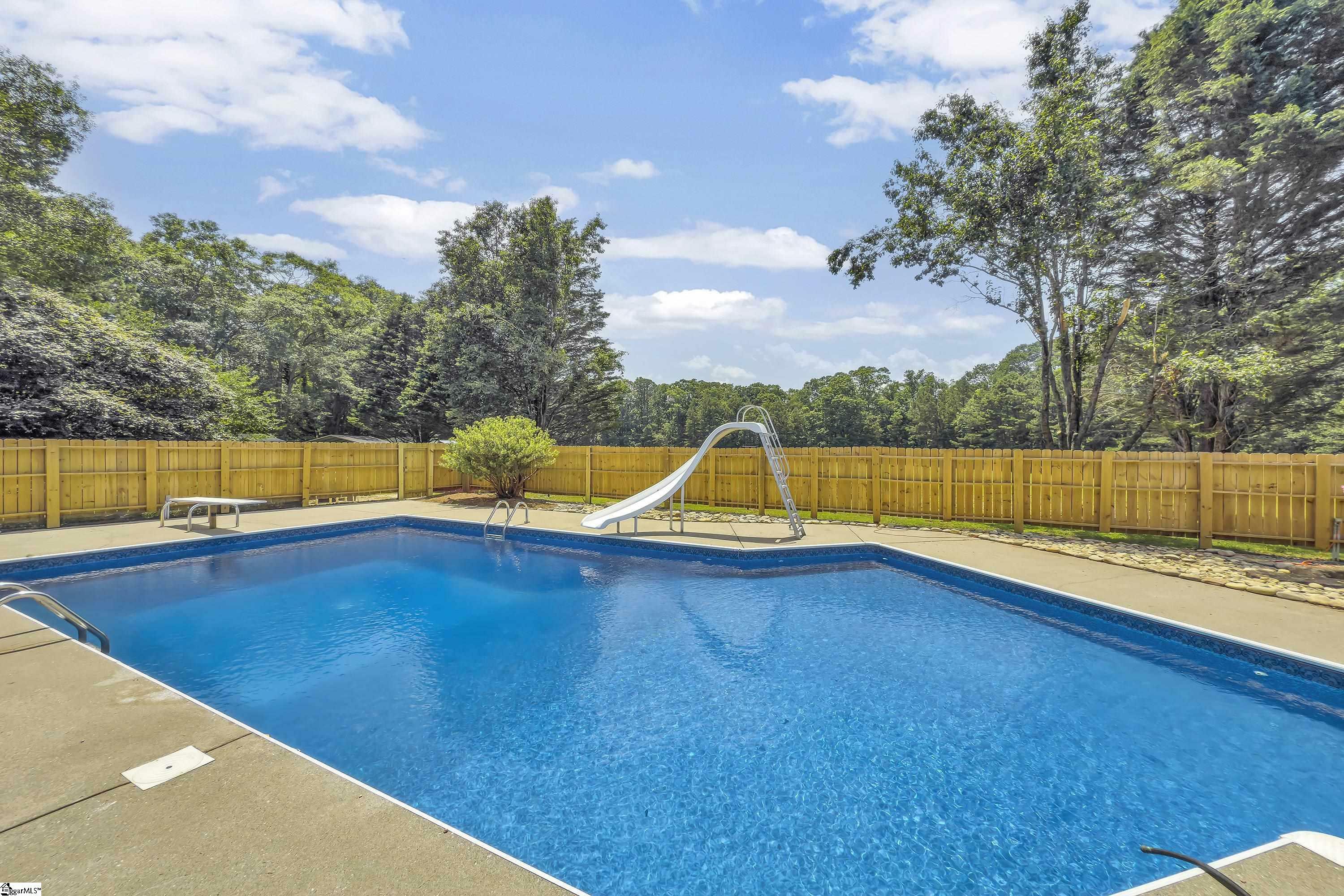Property Photo: 216 South Carolina 413 SC 29627