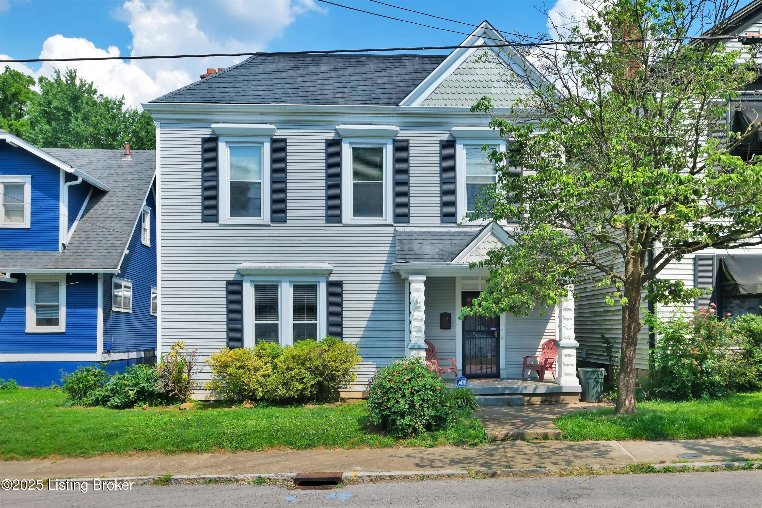 Property Photo: 129 N Bellaire Ave KY 40206