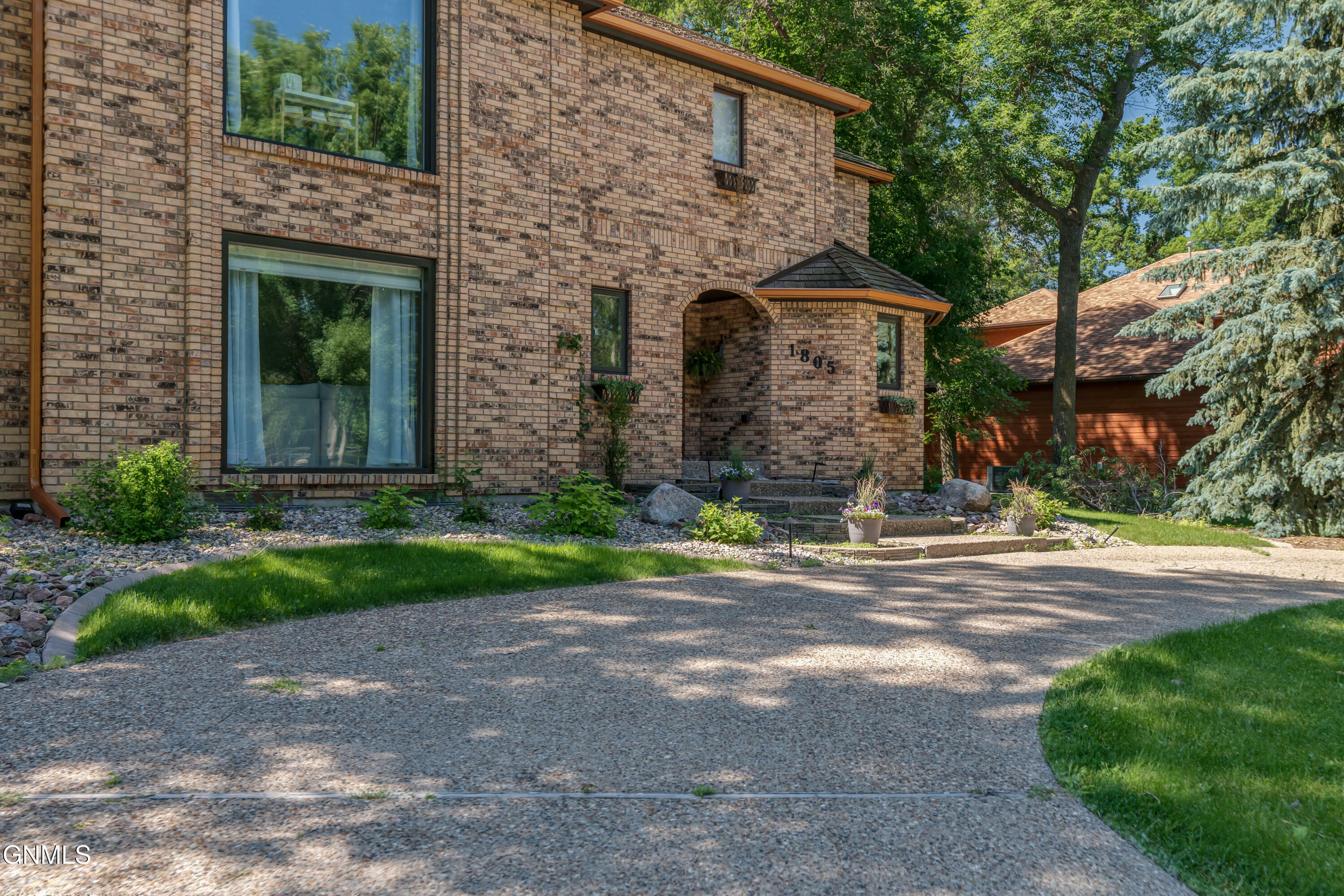 Property Photo: 1805 Bonn Boulevard ND 58504