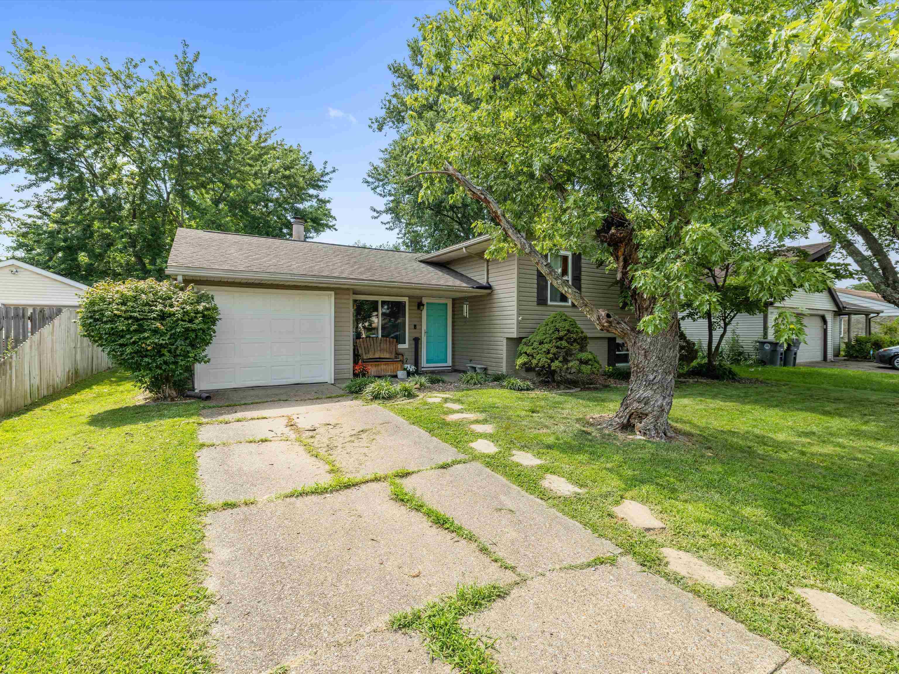 3212 Saratoga Drive  Evansville IN 47715 photo