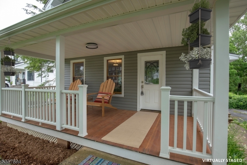 11 Hillcrest Ave  Peapack Gladstone Boro NJ 07934 photo