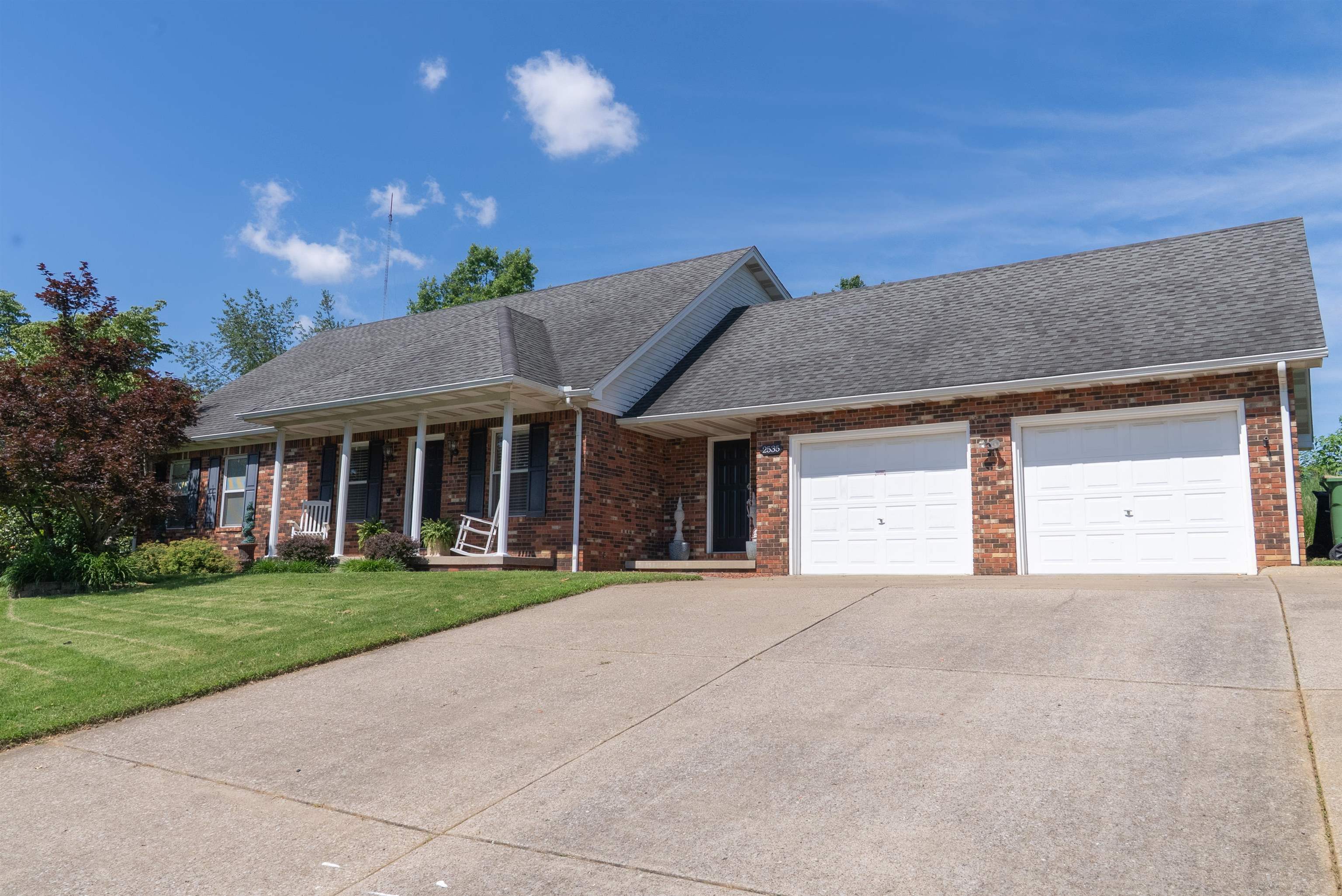 Property Photo: 2535 Redbud Lane KY 42420
