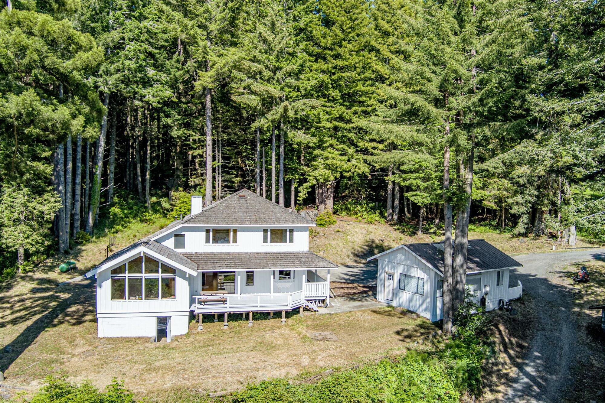 Property Photo: 27652767 Fickle Hill Road CA 95521